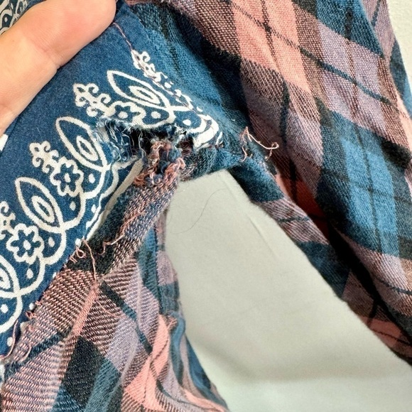 Gimmicks by BKE Women’s Blouse ~ Size M - Picture 5 of 5